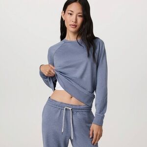 Vuori Halo Crew - Mustard and Grey